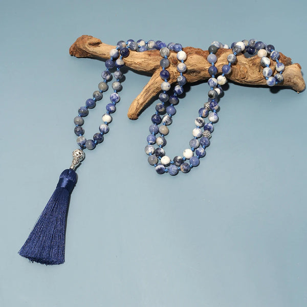 Sodalith Serenity Mala: Kombination von Schönheit und Meditation